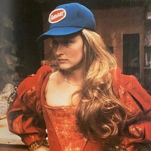 Meet your Posher, Nia